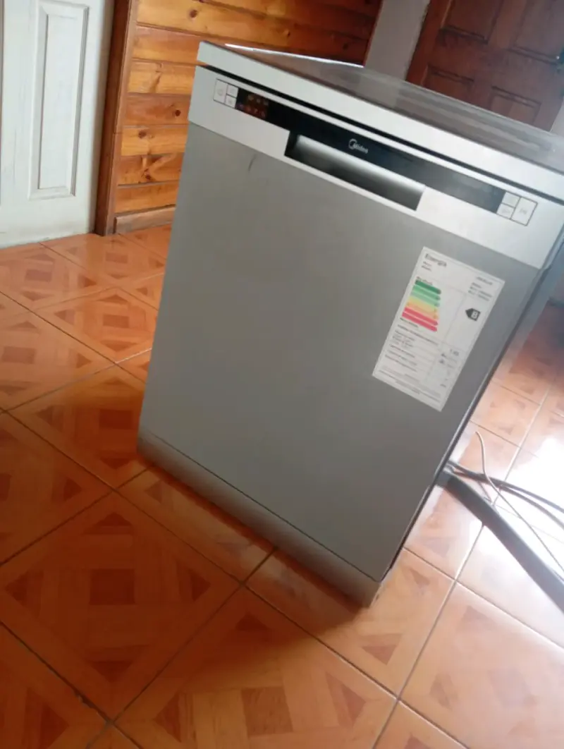 🧼 LAVAVAJILLAS MIDEA 12 CUBIERTOS – PARA REPARAR - 3