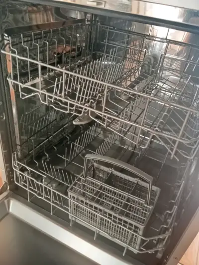 🧼 LAVAVAJILLAS MIDEA 12 CUBIERTOS – PARA REPARAR - miniatura 7
