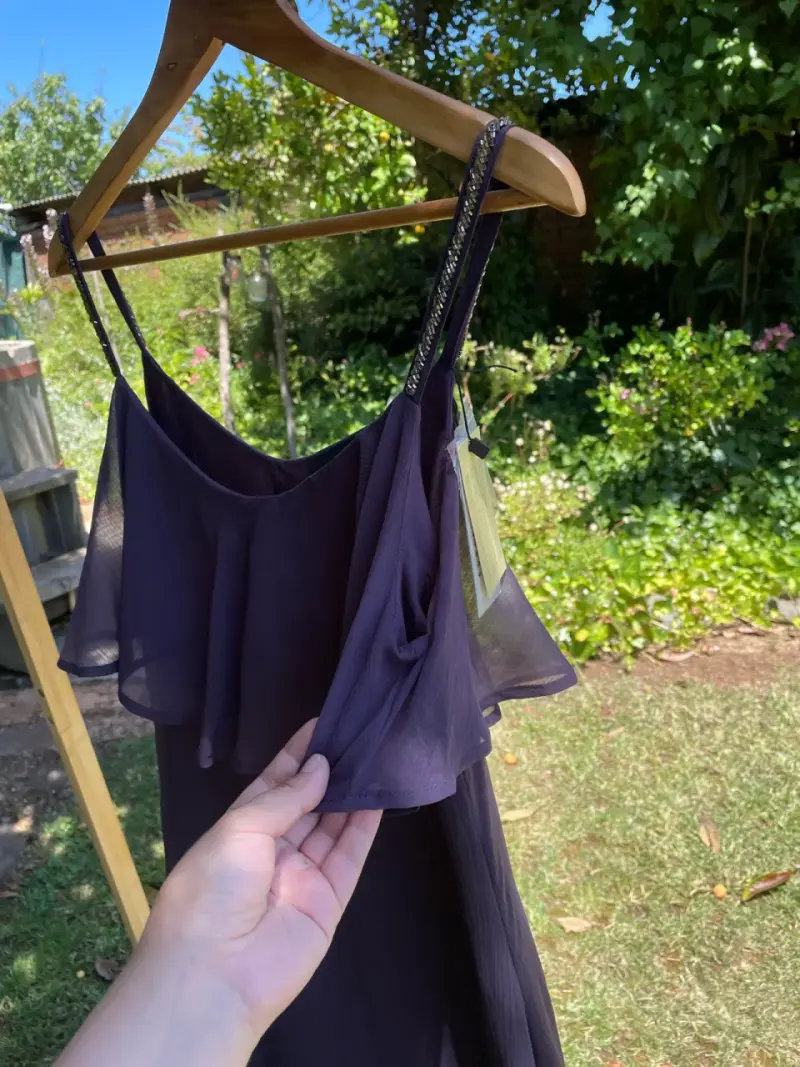 Vestido nuevo morado con tirantes brillantes - 4