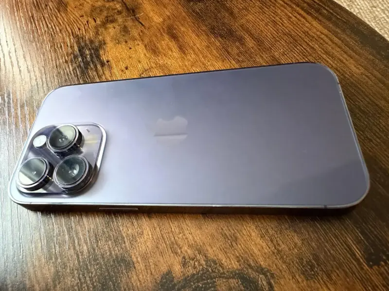 iPhone 14 Pro estado estético 10/10 - 4