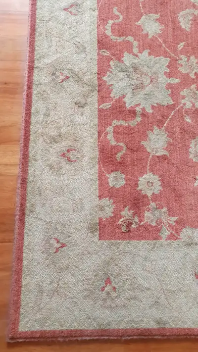 Alfombra grande estilo oriental color rojo y beige - miniatura 2