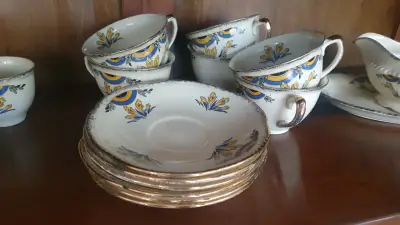 Juego de loza vintage con diseño floral - miniatura 6