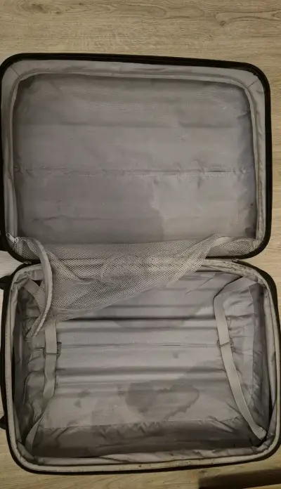 🧳 Maleta Samsonite Fiero Spinner 24” – Mediana - miniatura 4