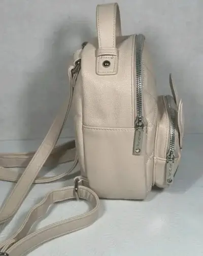 Mochila beige con diseño de perro Betsey Johnson - miniatura 5