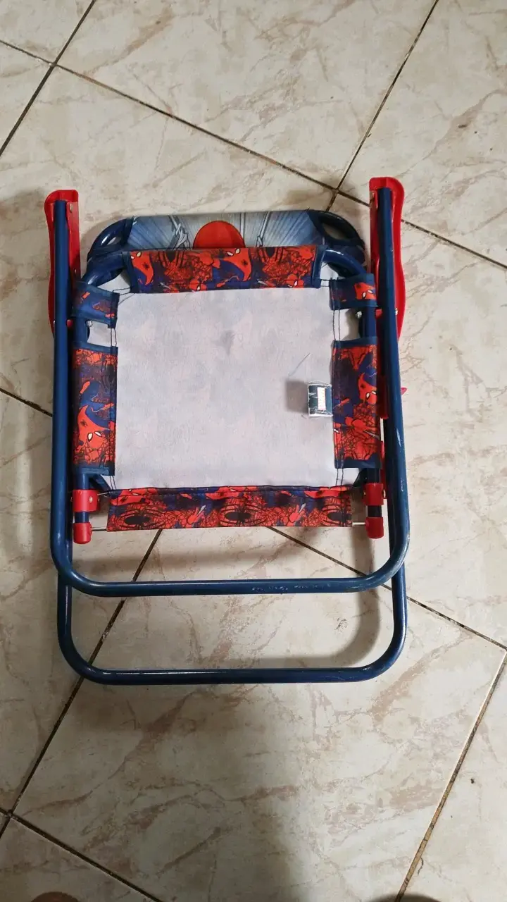 Silla Infantil Plegable Spiderman - 2