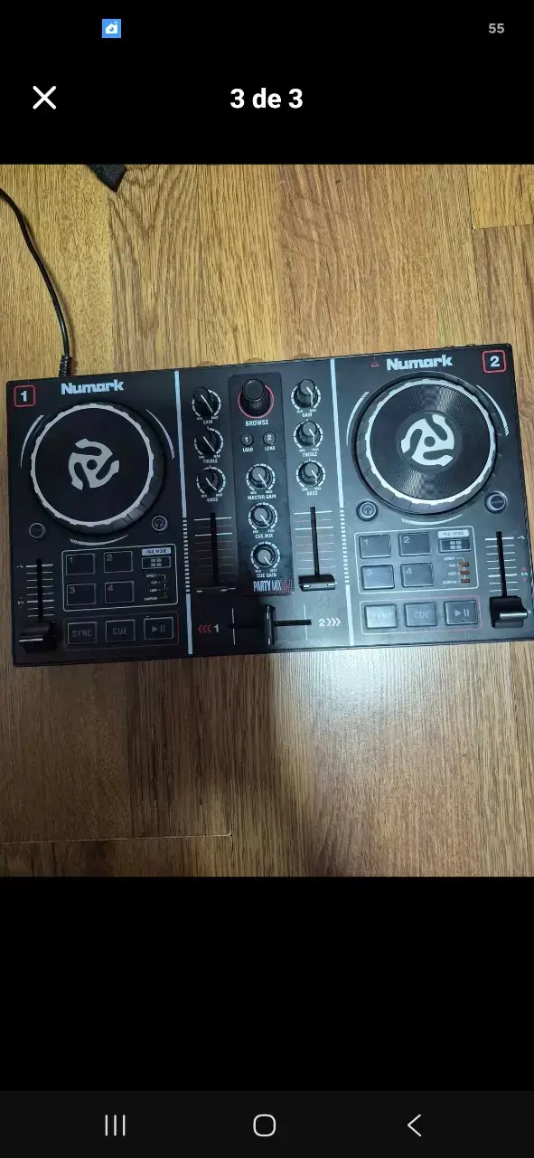Controlador DJ Numark Party Mix con luces integradas - 3