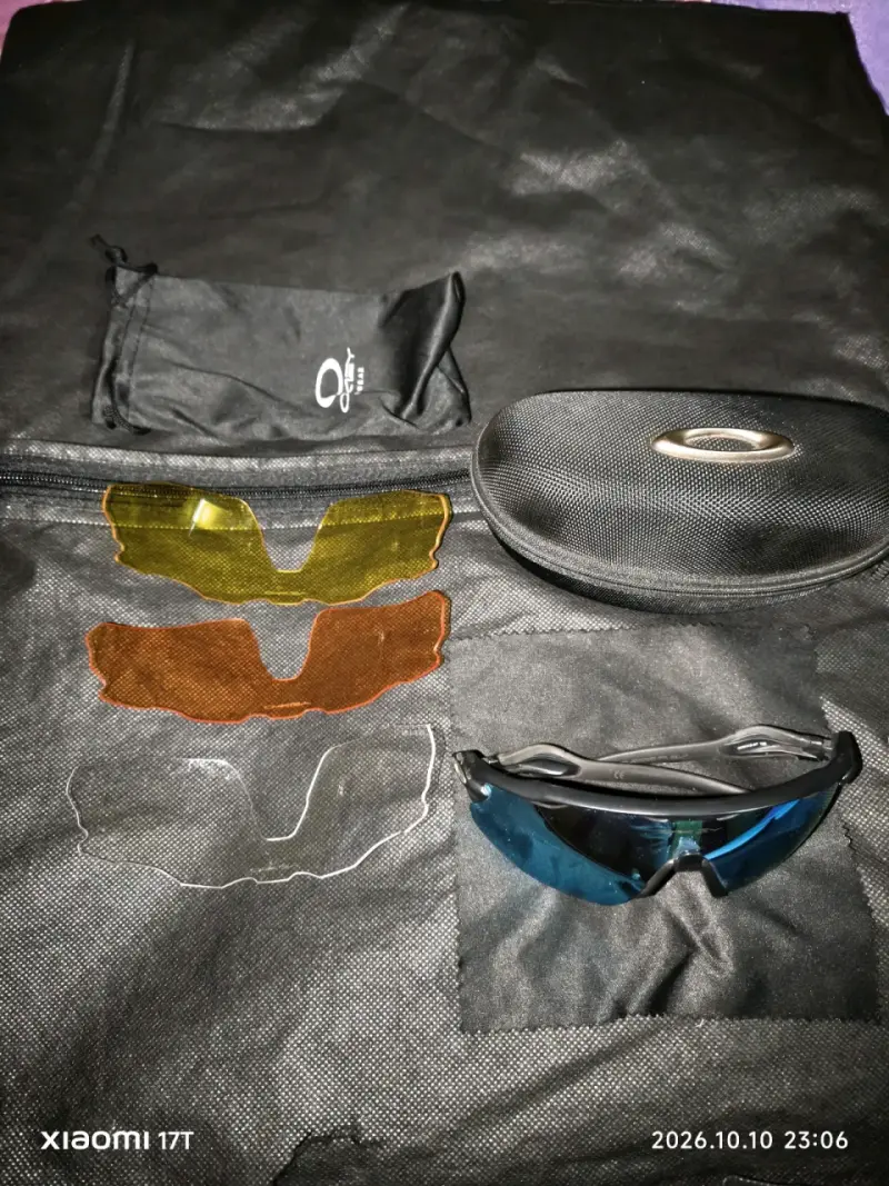 Oakley radar - 3