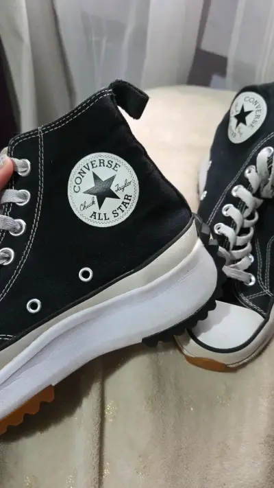 Zapatillas Converse Chuck Taylor negras - miniatura 2