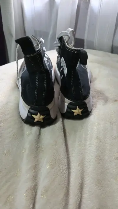 Zapatillas Converse Chuck Taylor negras - miniatura 4