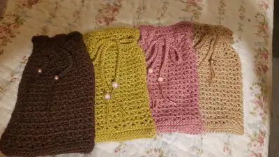 Fundas tejidas a crochet para gafas en varios colores - miniatura 2
