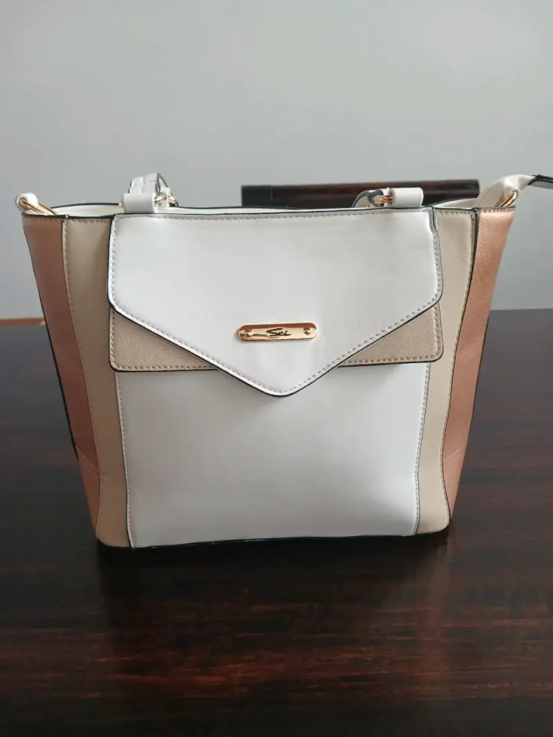 Cartera de mano