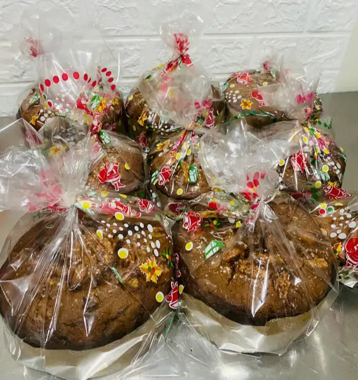 Panes de Pascua Ginette Delicias variados - 2