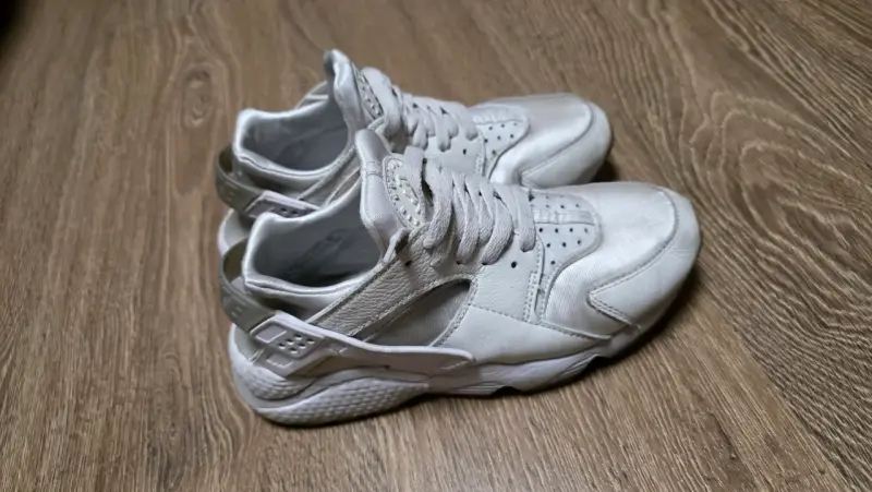 Zapatillas deportivas blancas Nike Air Huarache - 2