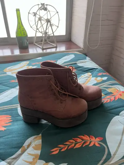 Botines de gamuza marrón con plataforma - miniatura 1