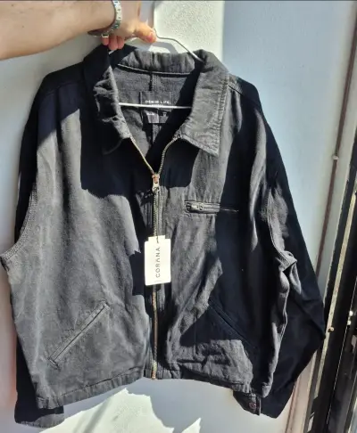 Chaqueta negra de mezclilla tipo carhartt - miniatura 1
