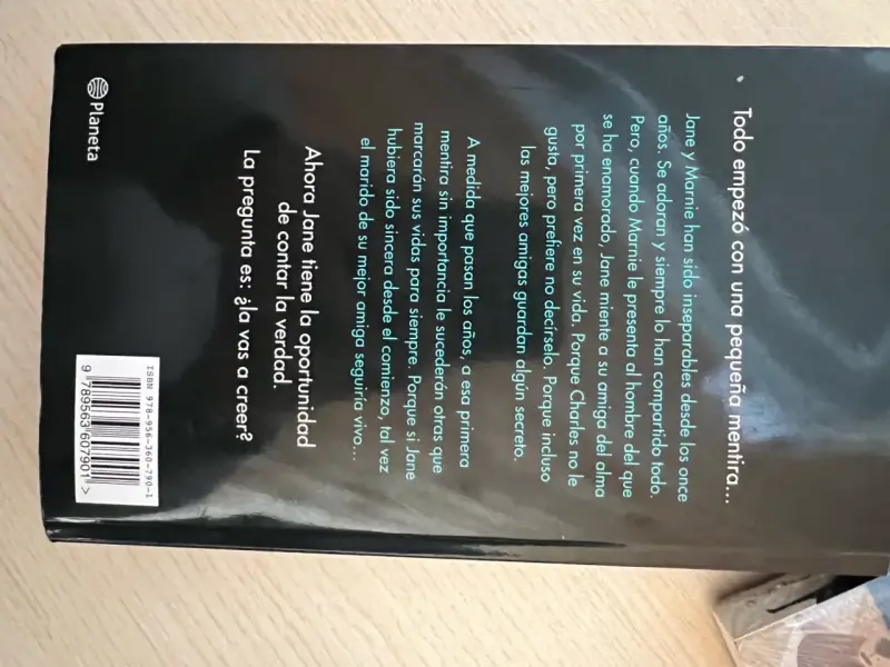 Libro 'Siete Mentiras' de Elizabeth Kay - 2