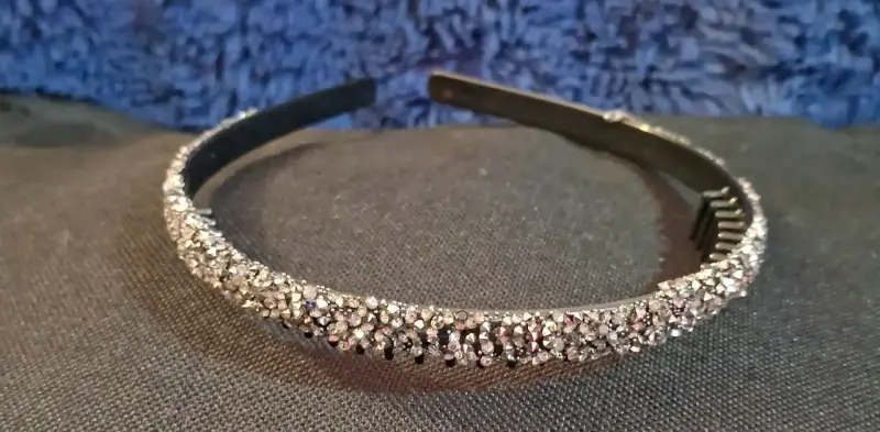 Diadema con cristales brillantes - 2
