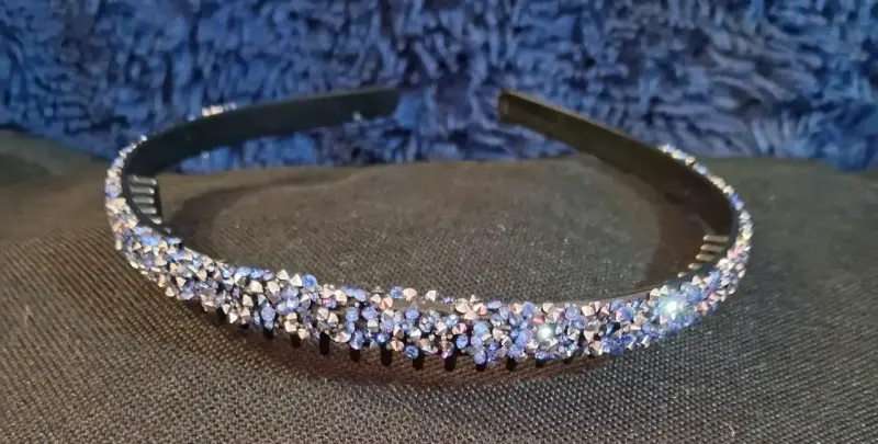 Diadema con cristales brillantes - 3