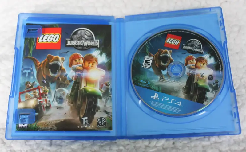 Juego PS4 LEGO Jurassic World - 2