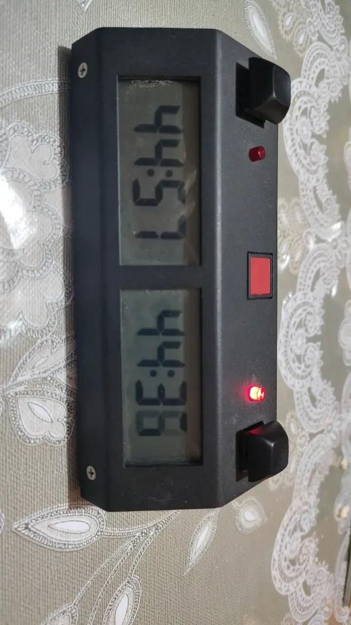 Reloj digital de ajedrez con pantalla dual