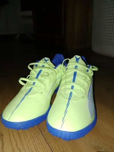 Zapatillas de fútbol Puma - Talla 42.5 - miniatura 1