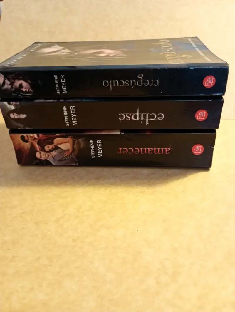 Colección de libros Crepúsculo de Stephenie Meyer - 2