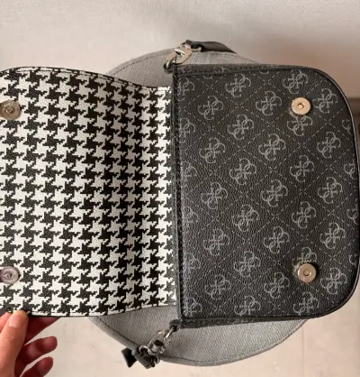 Cartera Guess Mirema Top Handle Flap - miniatura 3