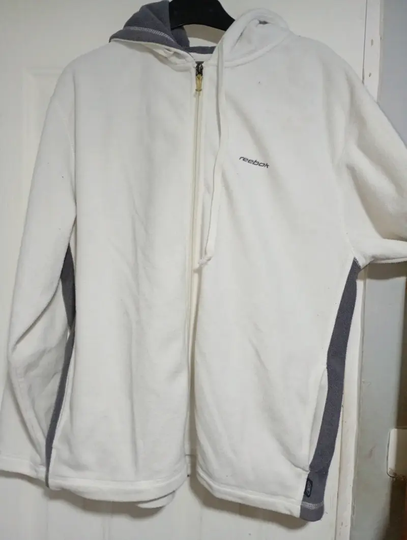 Polerón con capucha Reebok blanco y gris - 1