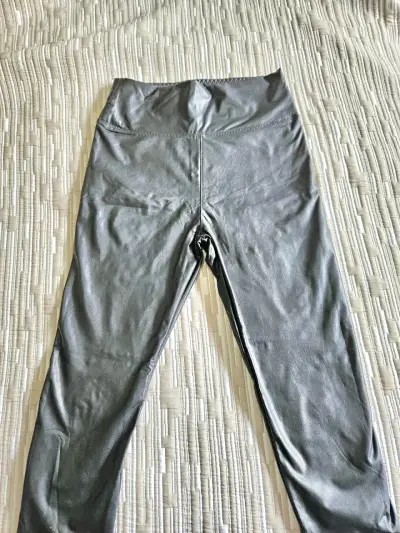 Leggings negro de ecocuero talla 40 Amanda Moda - miniatura 1