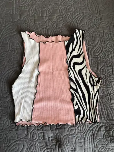 tops, short y falda - miniatura 2