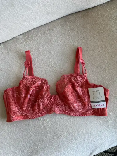 Sostén de encaje rosa talla 36C Flores - miniatura 1