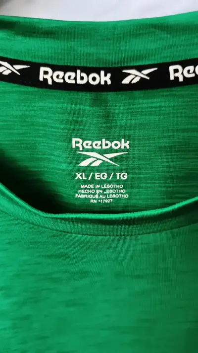 Polera verde Reebok talla XL - miniatura 1