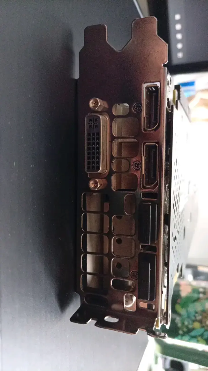 Tarjeta gráfica EVGA GeForce GTX 980 Ti 6 GB - 3