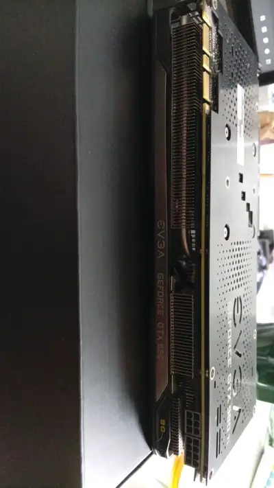 Tarjeta gráfica EVGA GeForce GTX 980 Ti 6 GB - miniatura 4
