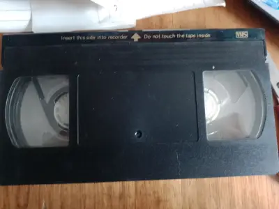 Cinta VHS de Ejercicios Aeróbicos - miniatura 1