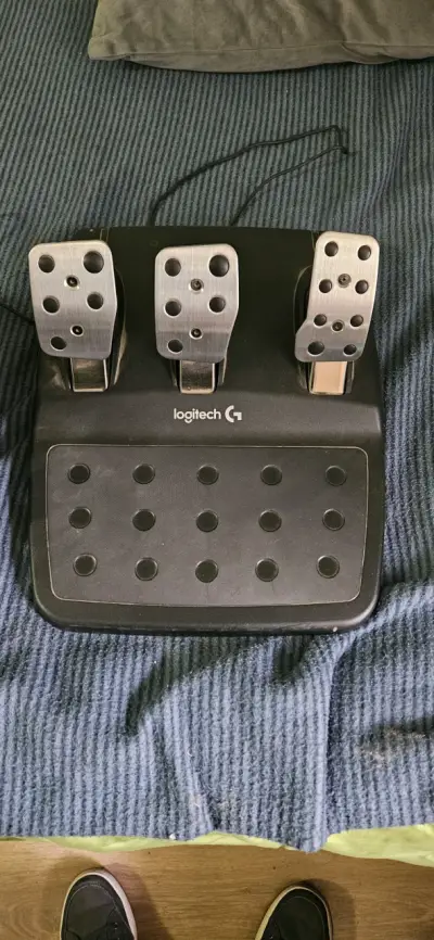 Volante y pedales para PlayStation Logitech G29 - miniatura 2