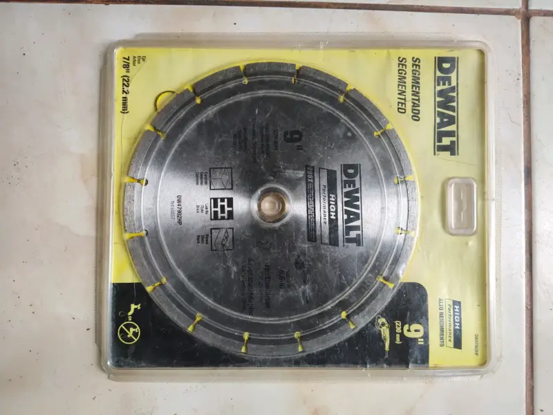 Esmeriladora angular DeWalt DWE4559-B2C 9 pulgadas - 5