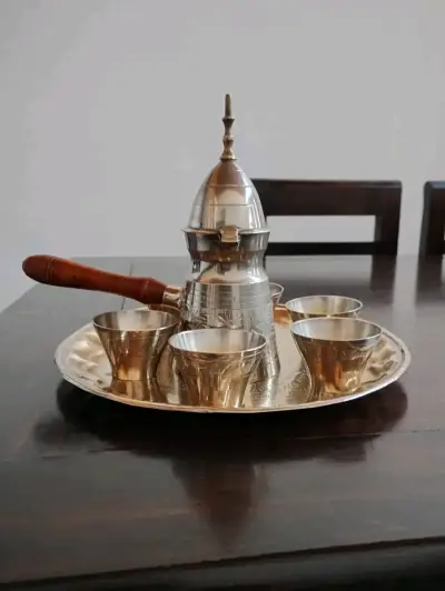 Cafetera turca de metal - miniatura 2