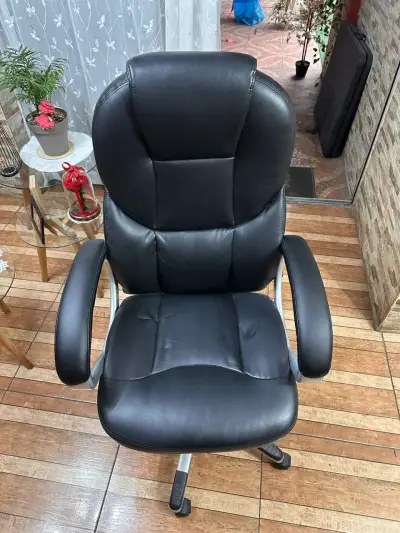 Escritorio gamer LED RGB + Silla de escritorio. - miniatura 5