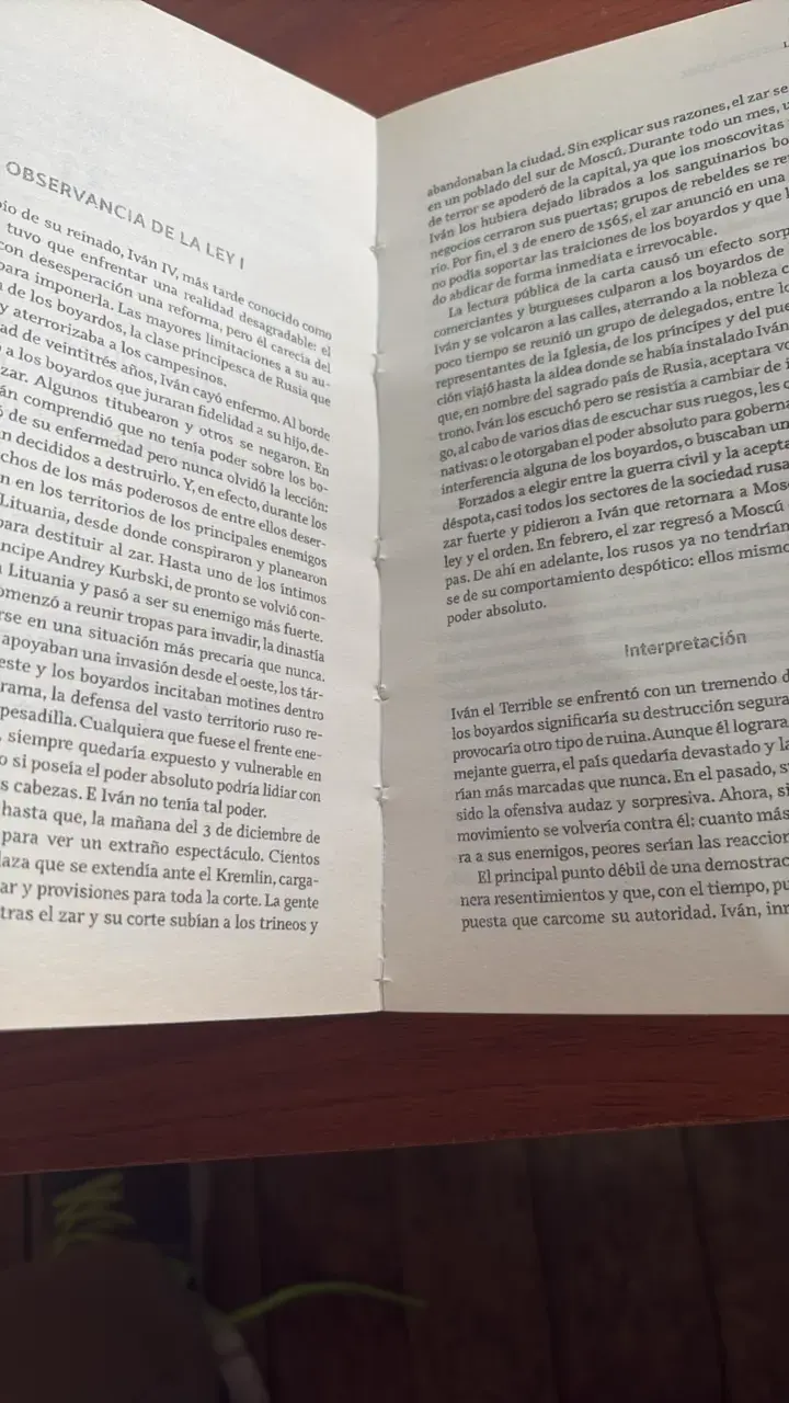 Libro Las 48 Leyes del Poder de Robert Greene - 3