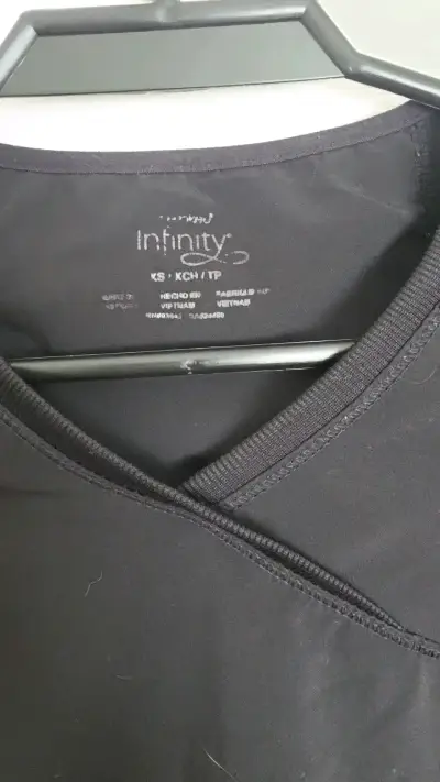 Uniforme clinico negro Cherokee Infinity XS - miniatura 2