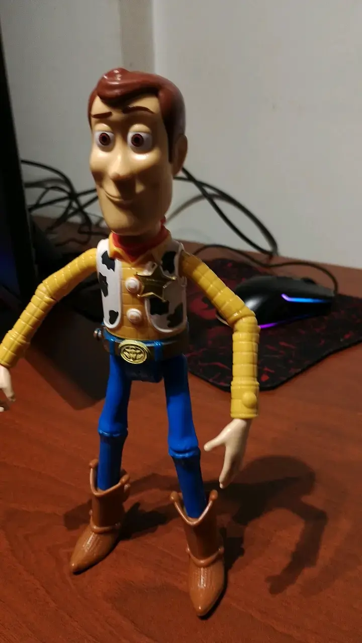 Figura de acción Woody de Toy Story - 3