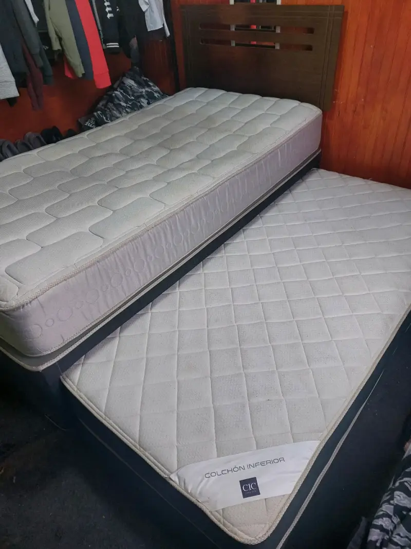 Cama nido 1.5 plaza colchones CIC en buen estado - 1