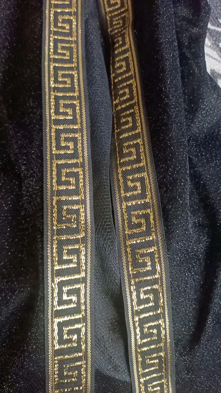 Disfraz de diosa griega para mujer en negro y dorado - 2