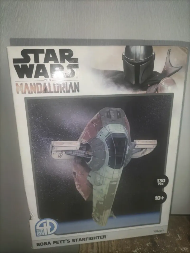 Puzzle 3D Star Wars Boba Fett's Starfighter 130 piezas - 1