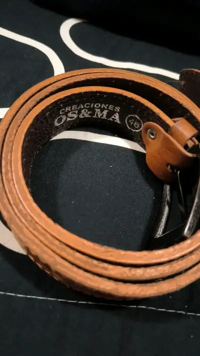 Cinturón de cuero marrón Guess - miniatura 3
