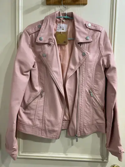 Chaqueta rosada de cuero sintético - miniatura 1