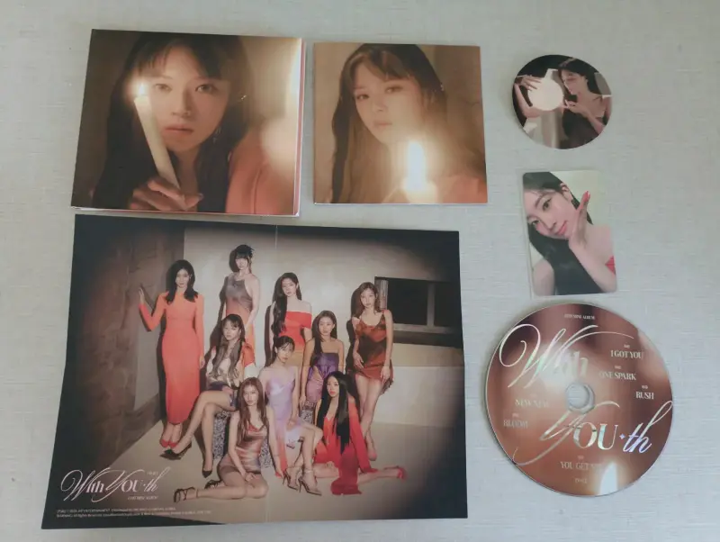 TWICE album "With You-th" - 2