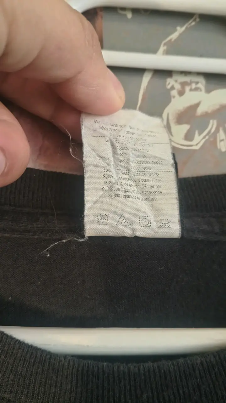 Polera negra Mickey's de Hybrid Tees 2000s - 5