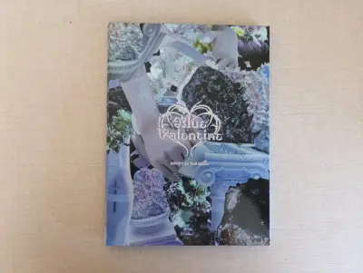 NMIXX album "Blue Valentine" - miniatura 1